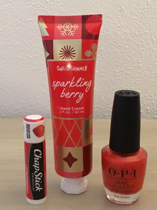 Strawberry Collection 15 items - Picture 12 of 12